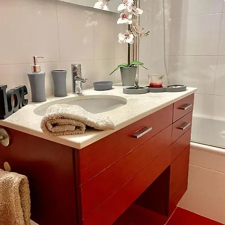 Olhos D'agua T1 - Praia, Sol E Felicidade Apartment *