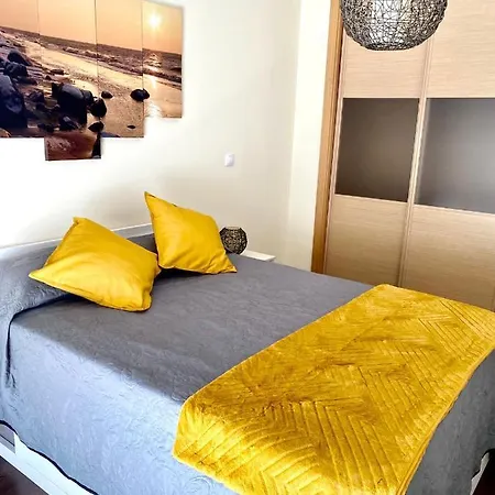 Olhos D'agua T1 - Praia, Sol E Felicidade