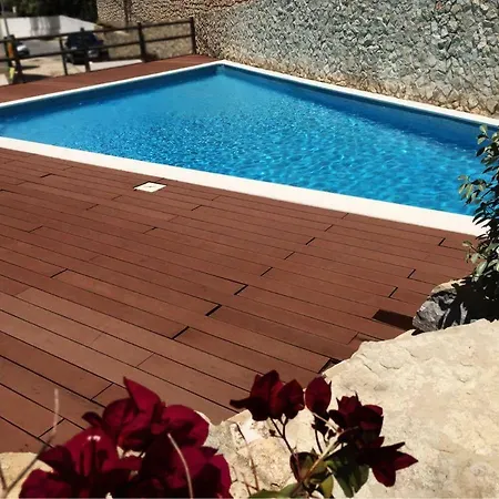 Olhos D'agua T1 - Praia, Sol E Felicidade